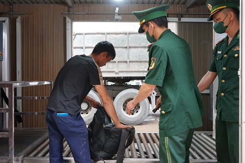 z68131640451133ed6634f09690ec90295187d1ce6b8da