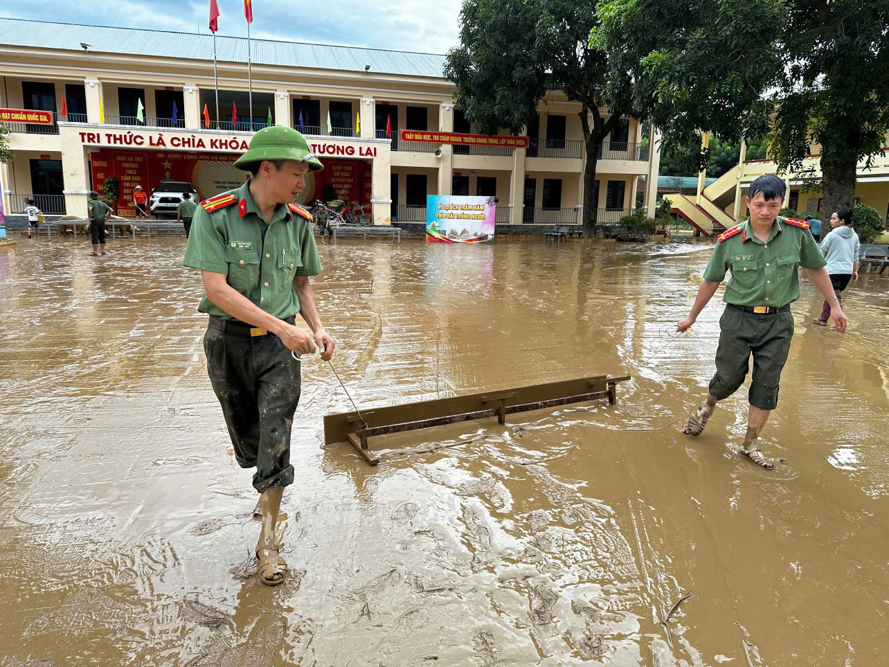 z6837250669442930f4bde5450c121a0de4fec4017396b