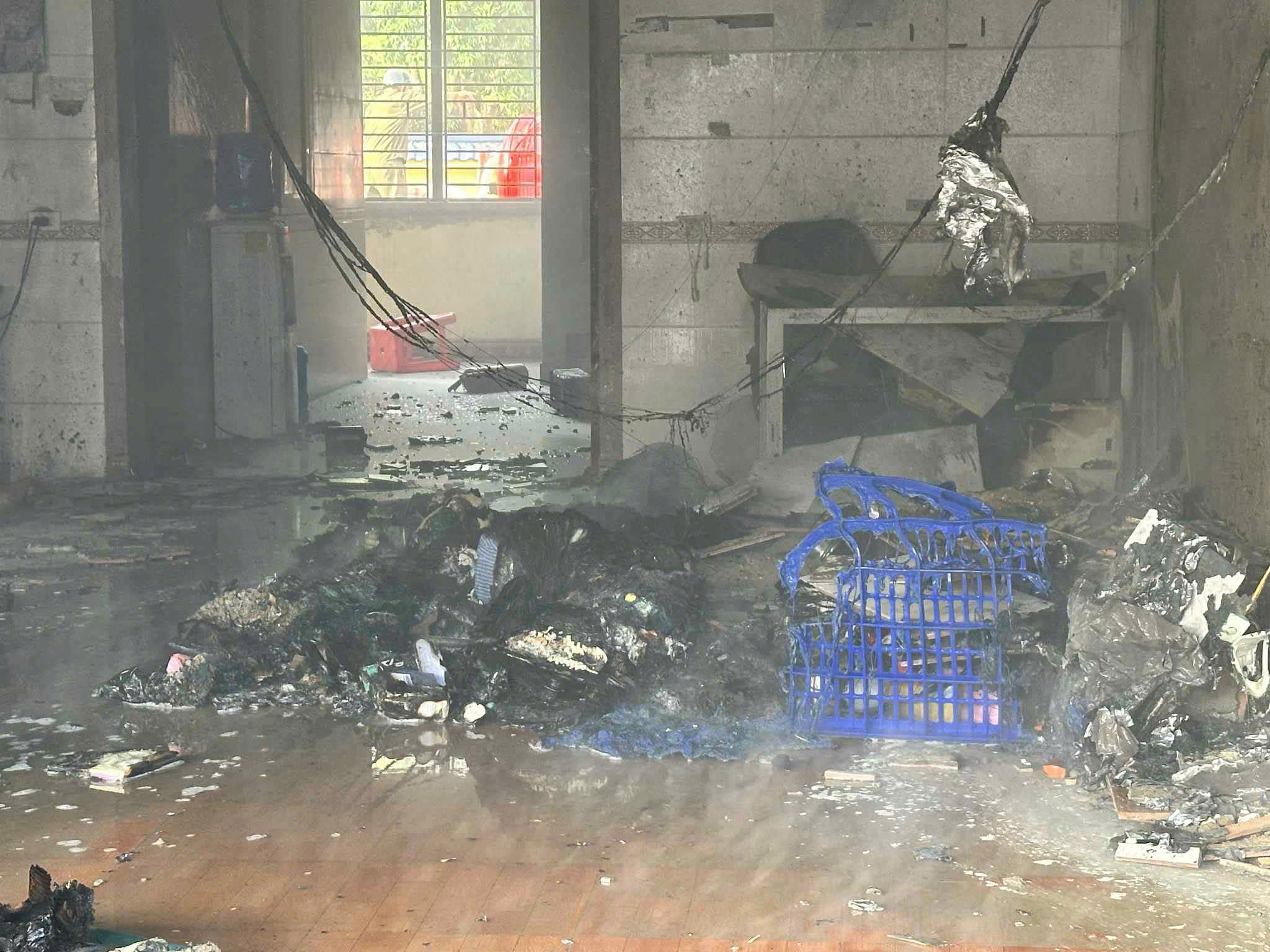 z698510928202566ba74ba9e14e52517c117156cfb7d58