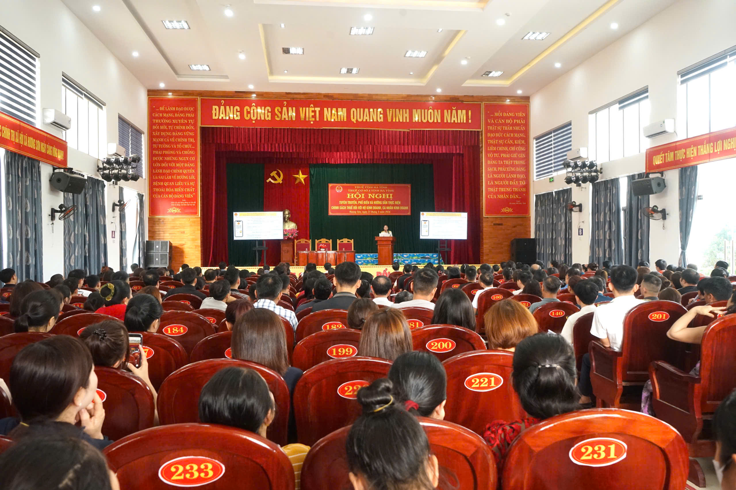 z76431924756456be61b80271e96e6d37748d24288e044