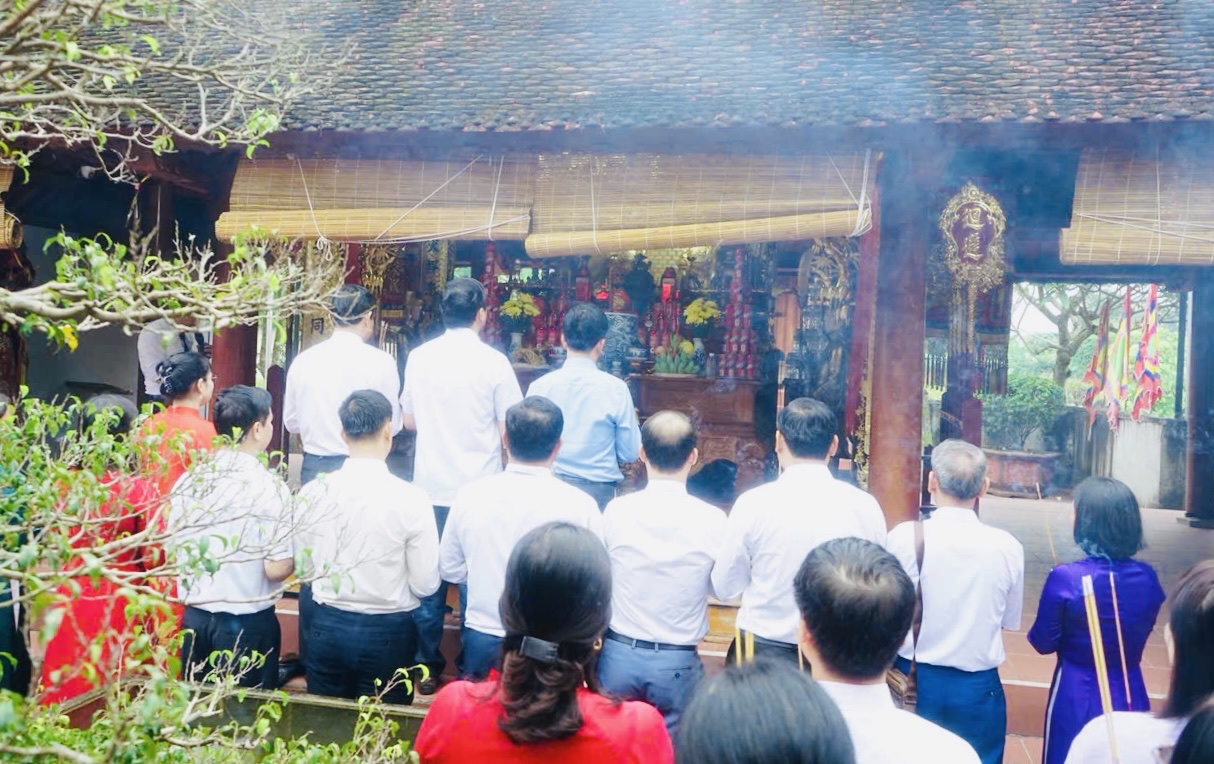 z77621017328985375ff02825d5f94f470f4fd309c1fe0