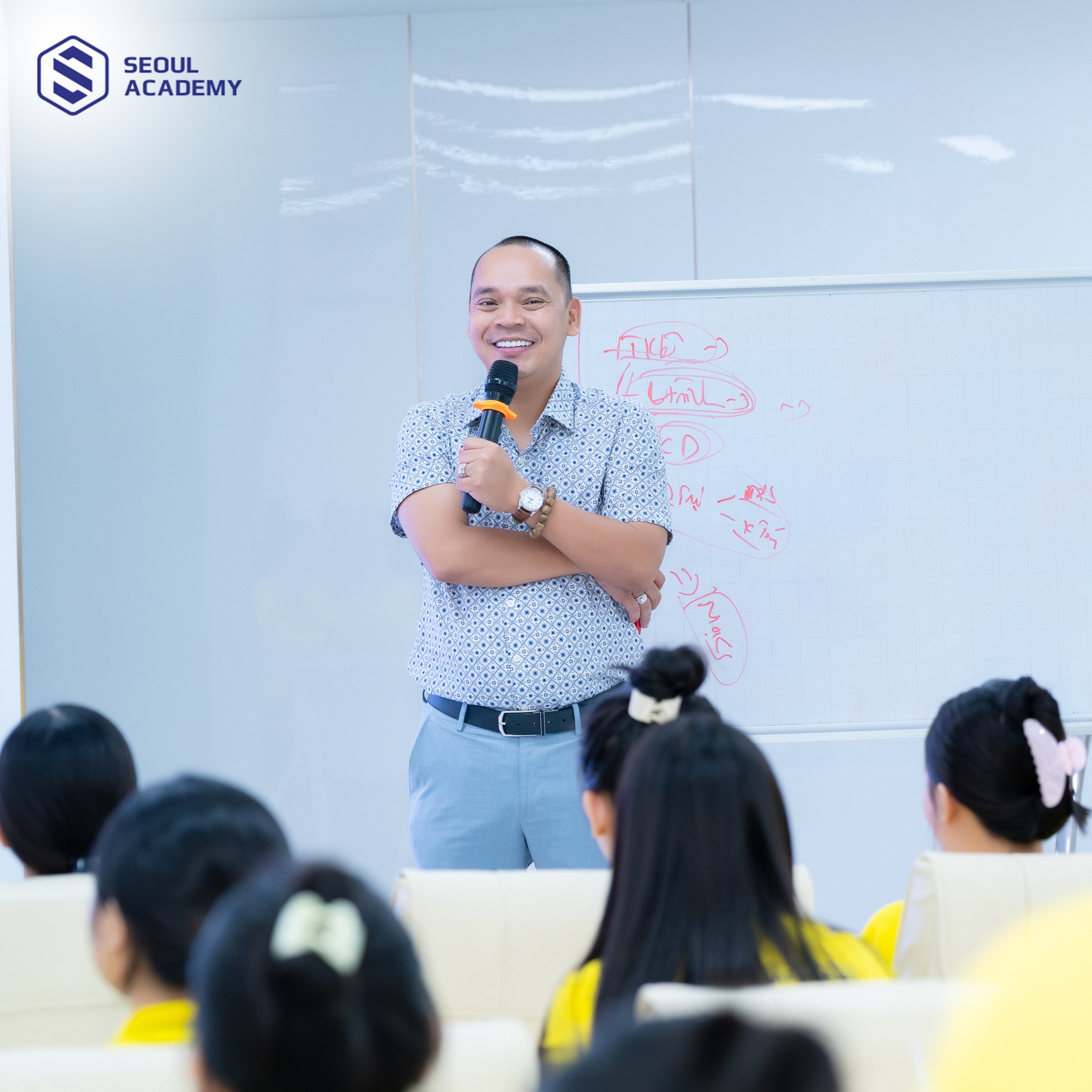 seoul academy ky ket hop tac cung ung nhan luc 2 1 1