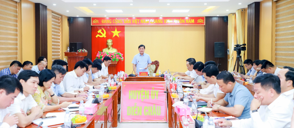 huyen uy dien chau 1