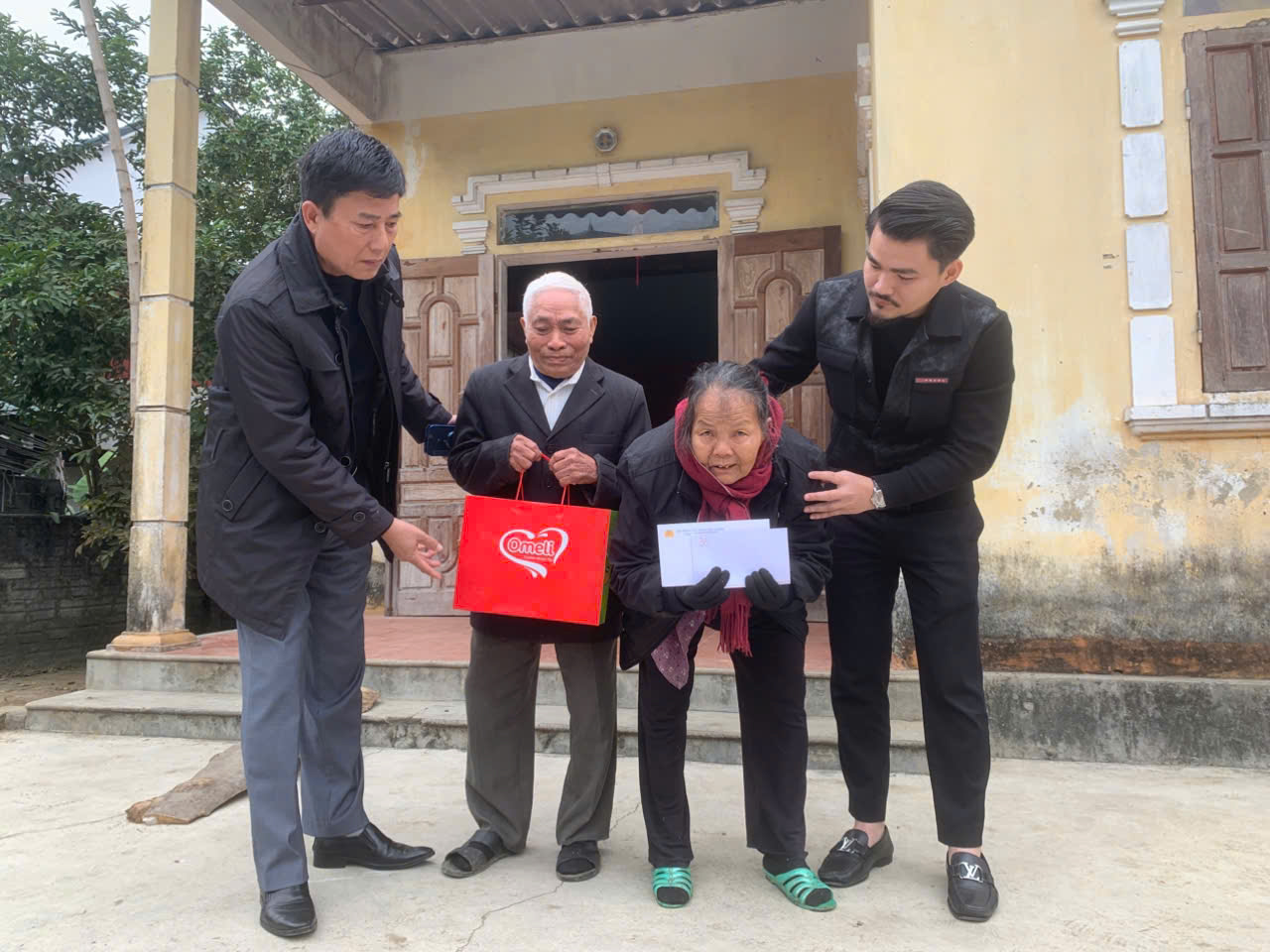 z6226969229872af52fdbdc2dd922fa261e96c2d75ede8