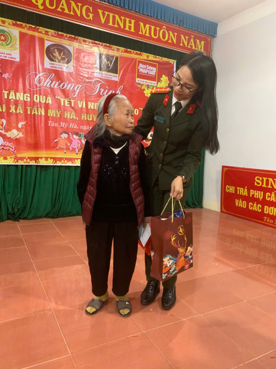 z622696926143676b53d47f46b18e7c028c236a33982d2