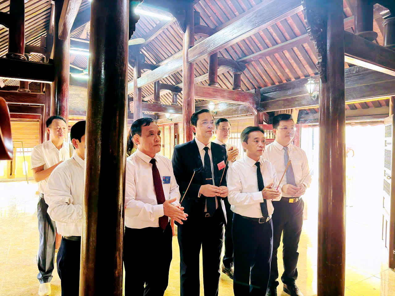 z6898347410995fc11a5a463c6920b615f2bd5942df8ef