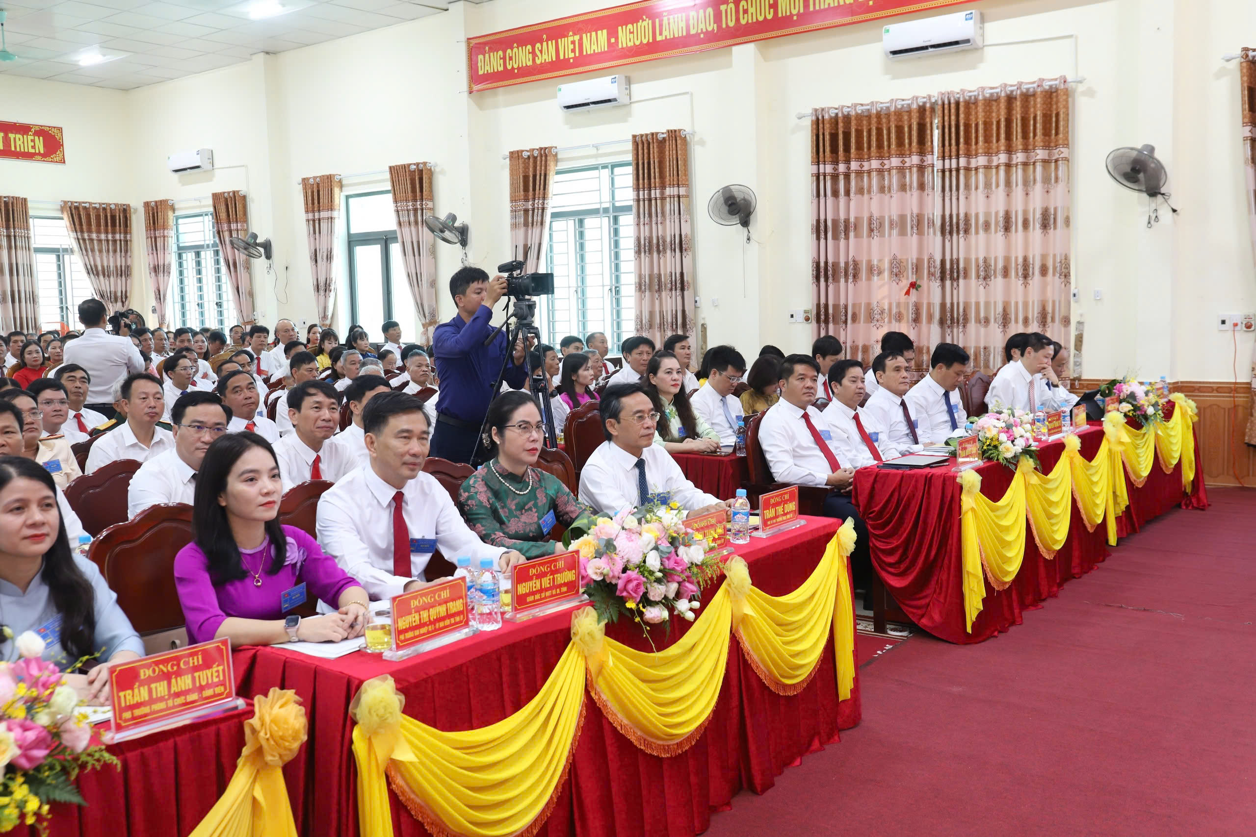 z6898407714567b7262014c0ca51f55e73c93dbfe57b66