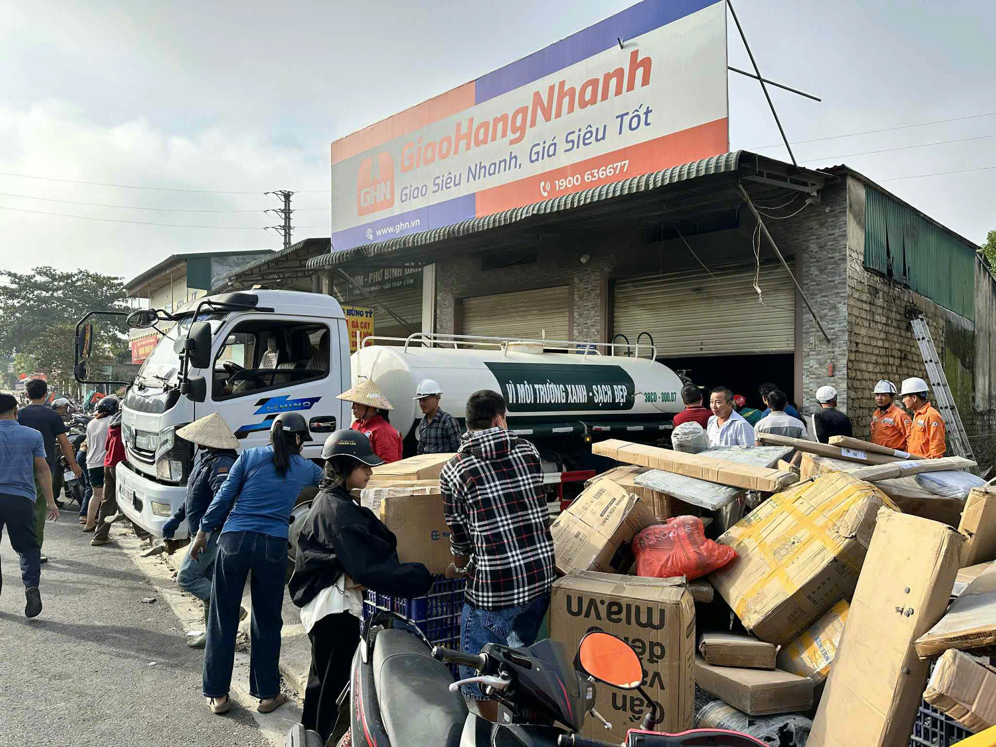 z6985109284888f05260d296b8079425c5aff5449d09e9