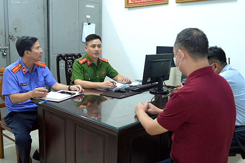 images2038627z7025159180019162e92e3a38933de680a862b69c2d824