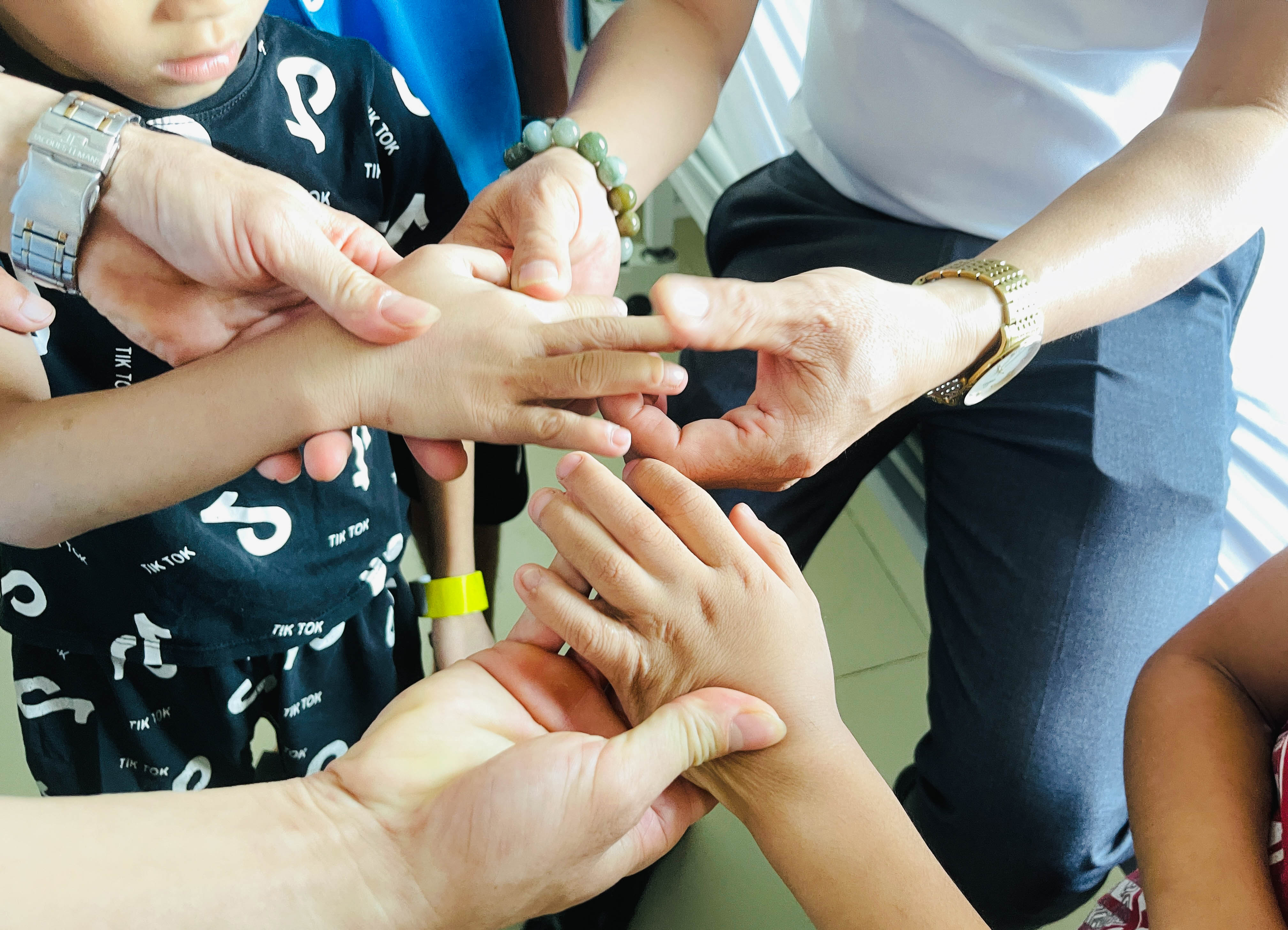 benh vien hoan my vinh phau thuat nhan dao 0