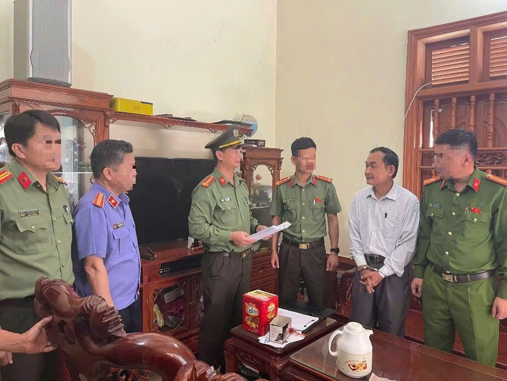 images2045811doituongchongnhanuoc