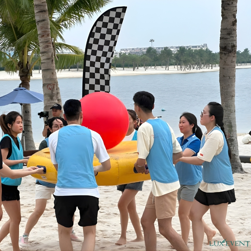 2 he sinh thai event va tour