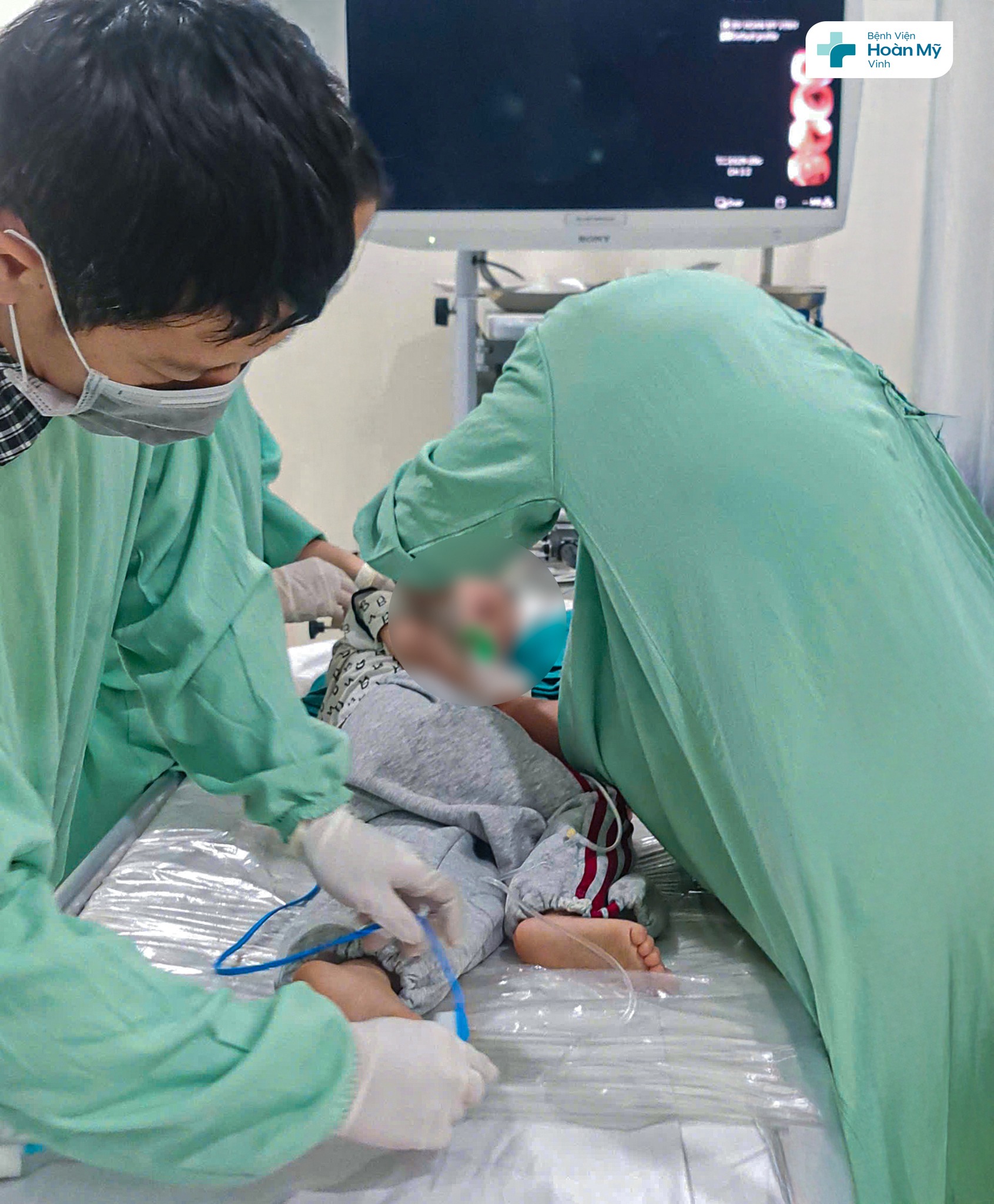 benh vien hoan my vinh cap cuu ca hoc di vat 1