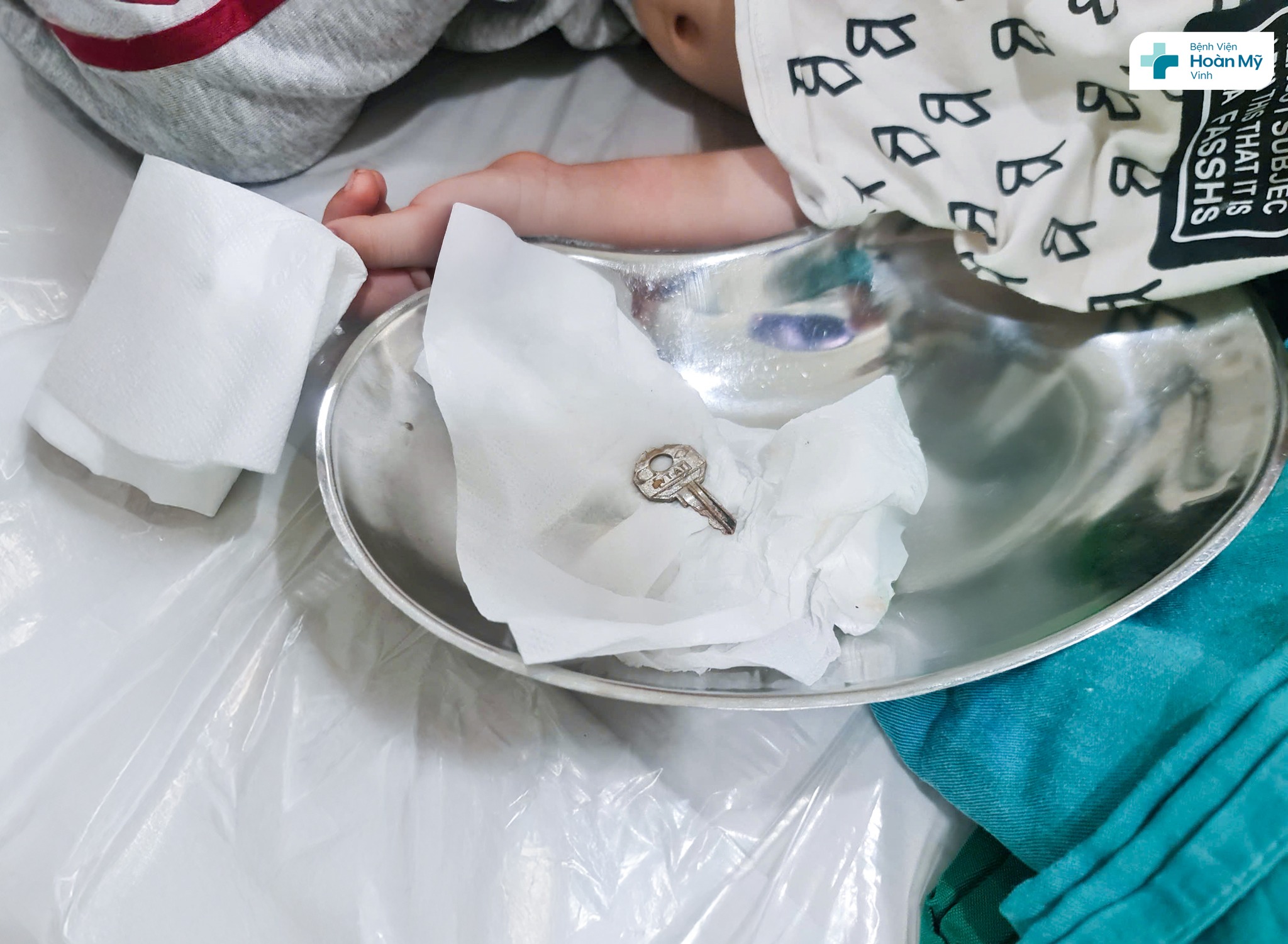 benh vien hoan my vinh cap cuu ca hoc di vat 2