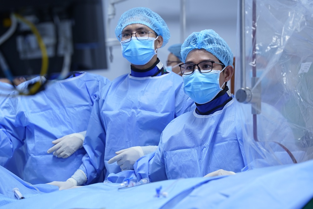 can thiep hoi sinh sau dot quy 3