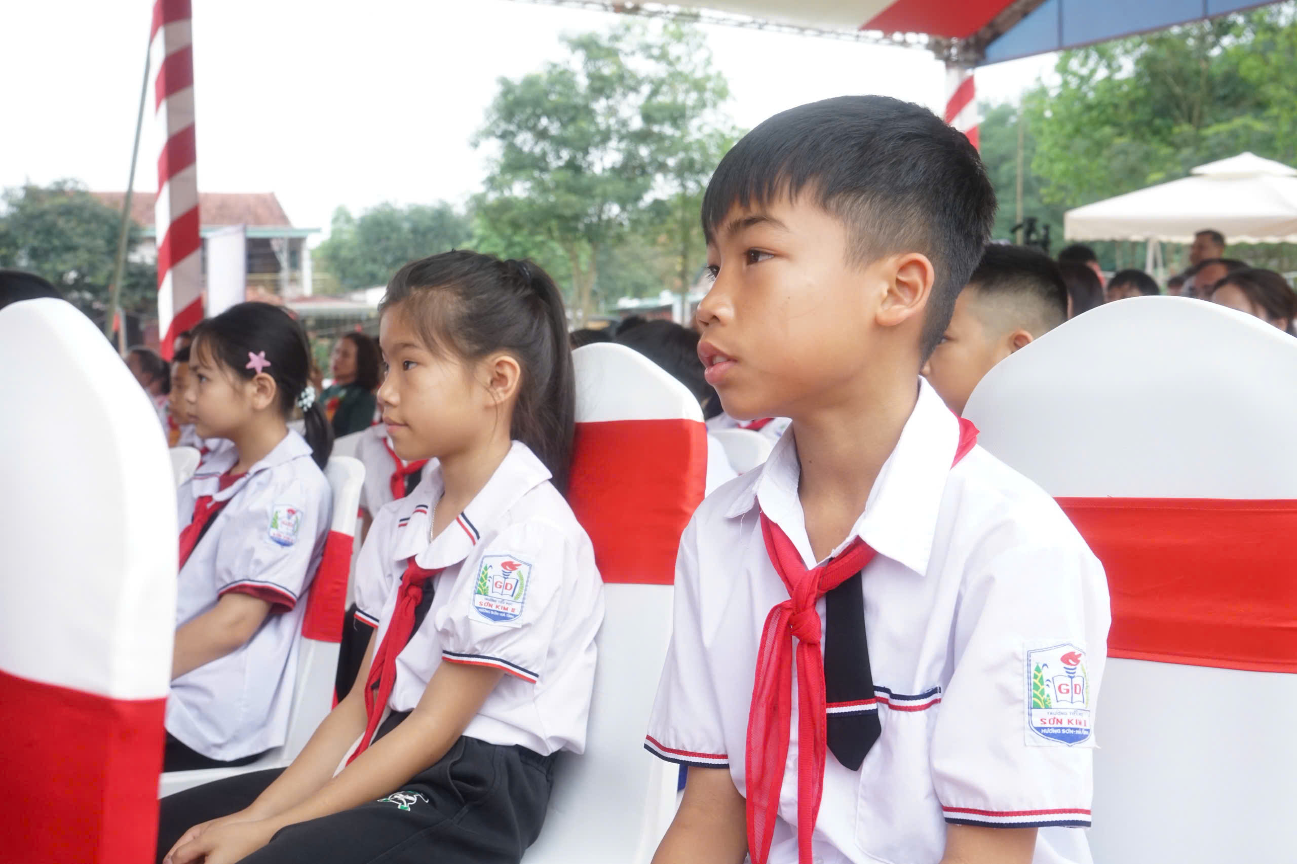 z7635418040668328331e9aa037ff65e1fe13f0e7ea4ef