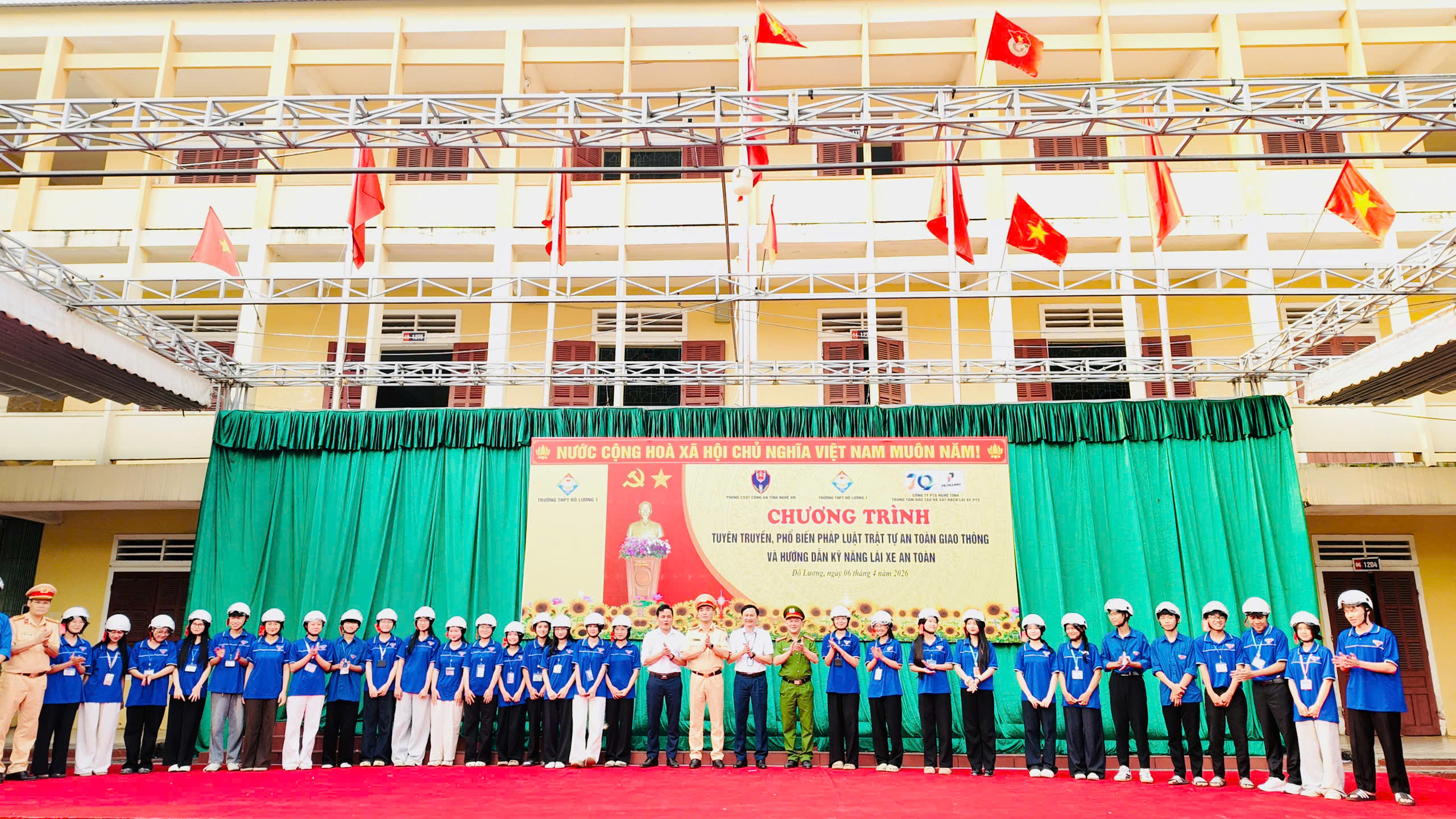 z7695535930484025fcf3c001f8dd6ee06c7ee218ae27e