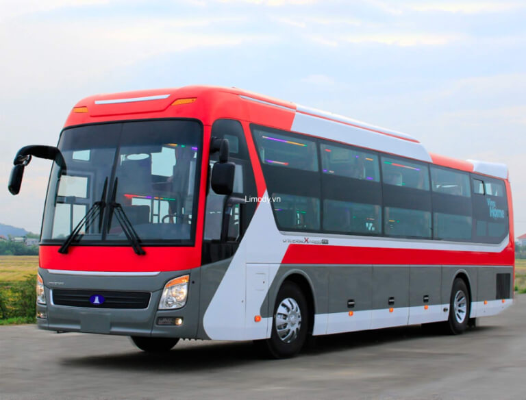 Nghệ An triển khai kế hoạch chuyển đổi xe buýt, xe khách sang ô tô điện 