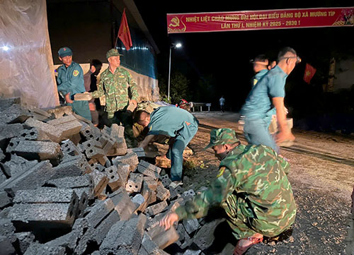 di doi nguoi dan den noi an toan 3