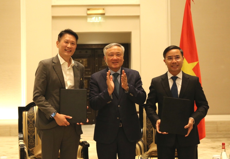 tiep cong ty binance