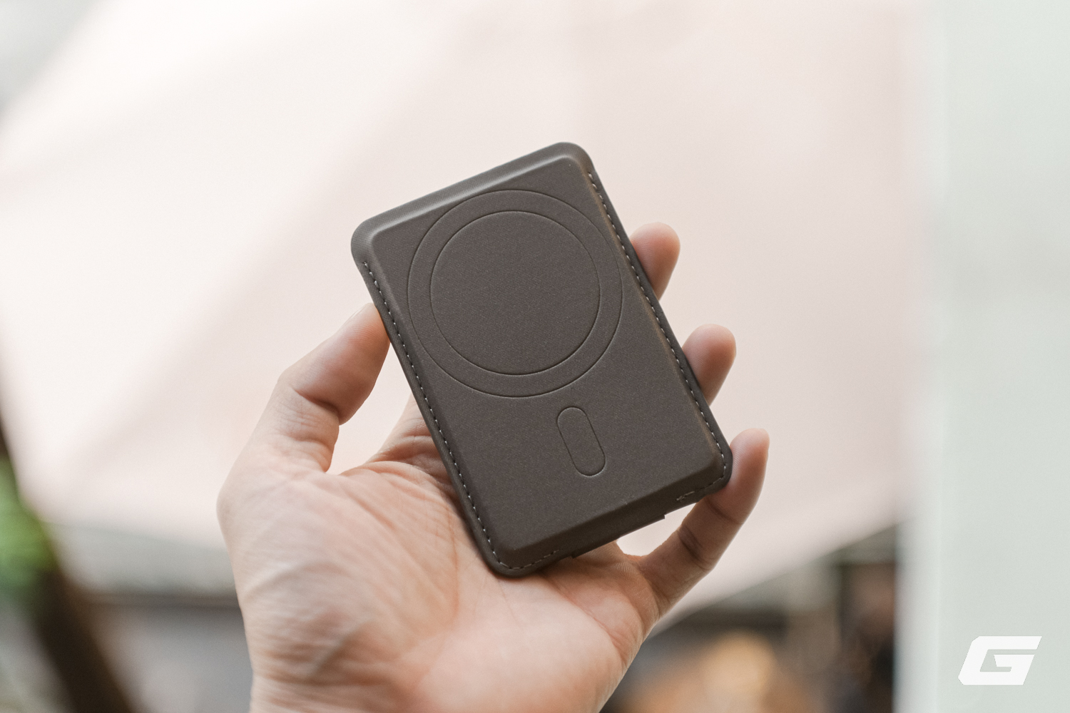 vi the magsafe zagg genk 40