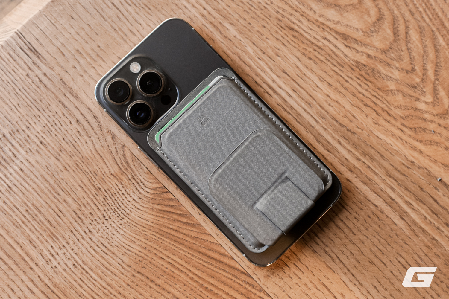 vi the magsafe zagg genk 44