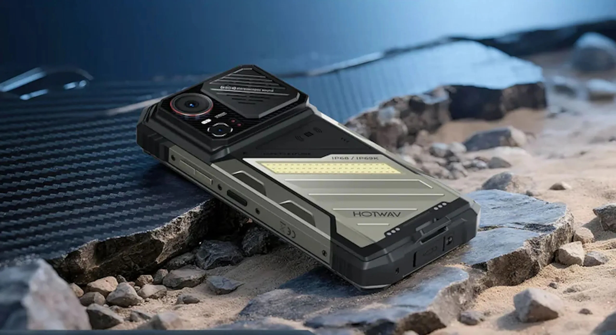 hotwavhyper8ulra2 q82 w2560 h1600