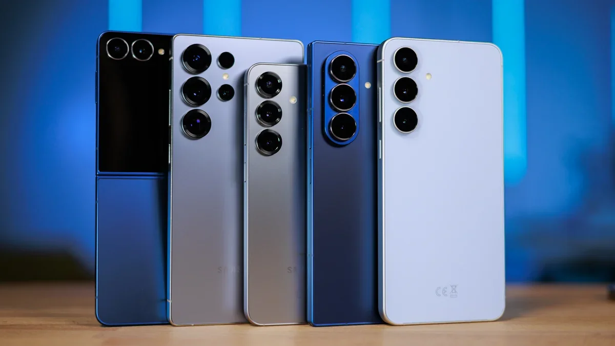 police bust fake samsung galaxy operation seize over 500 counterfeit phones