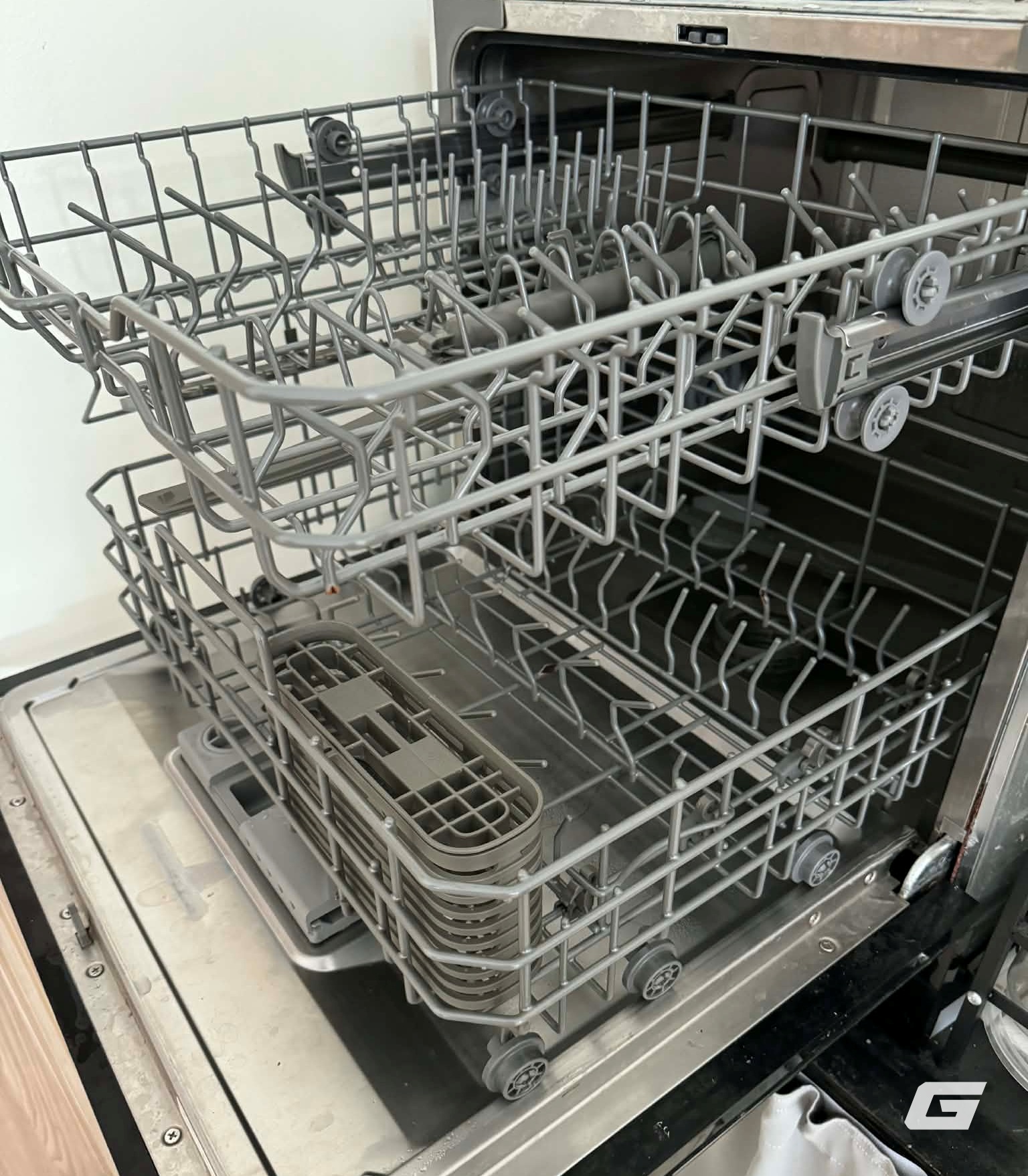 00b0f49e b79c 4a3f b40f 69c88004b919