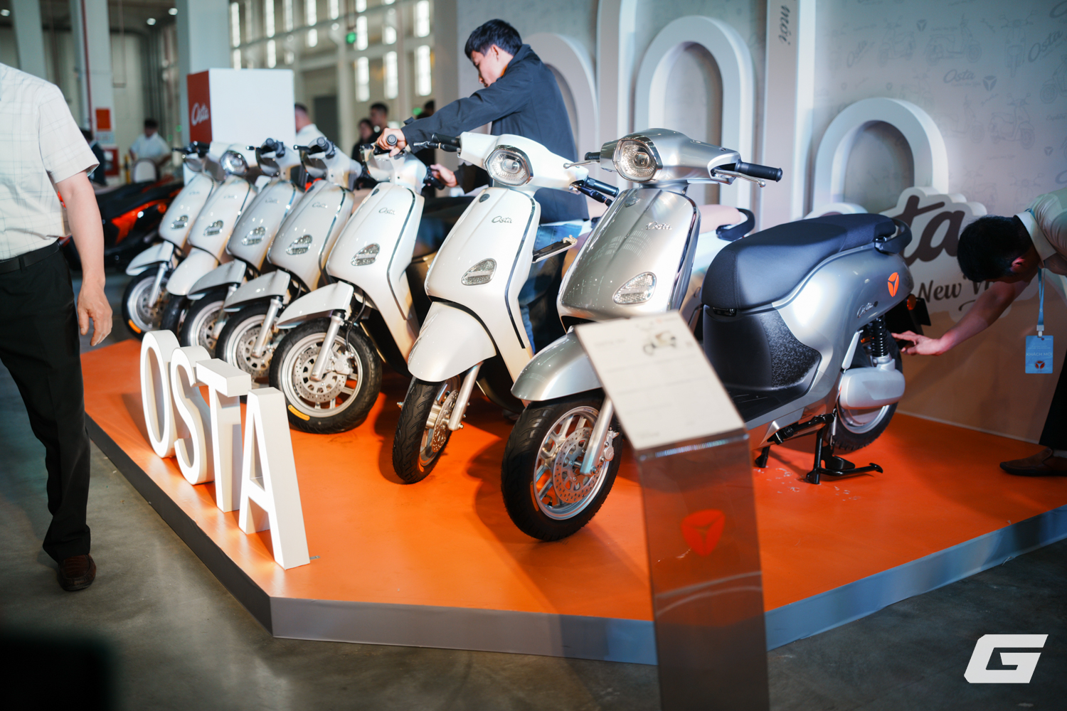 yadea ra mat xe may dien osta khanh thanh nha may 100 trieu usd genk 24