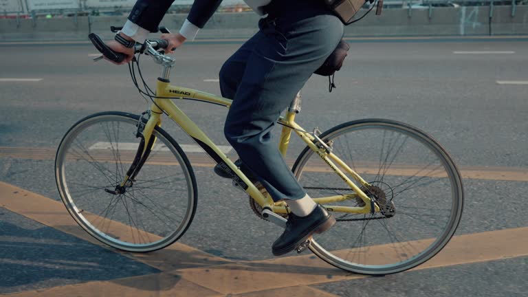environmentalist cycling to work through the city
