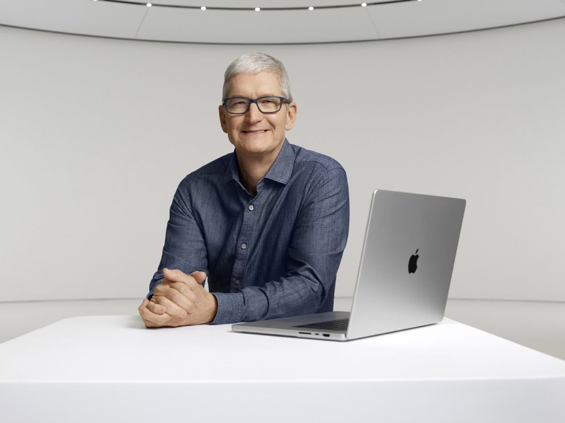 tim cook macbook pro