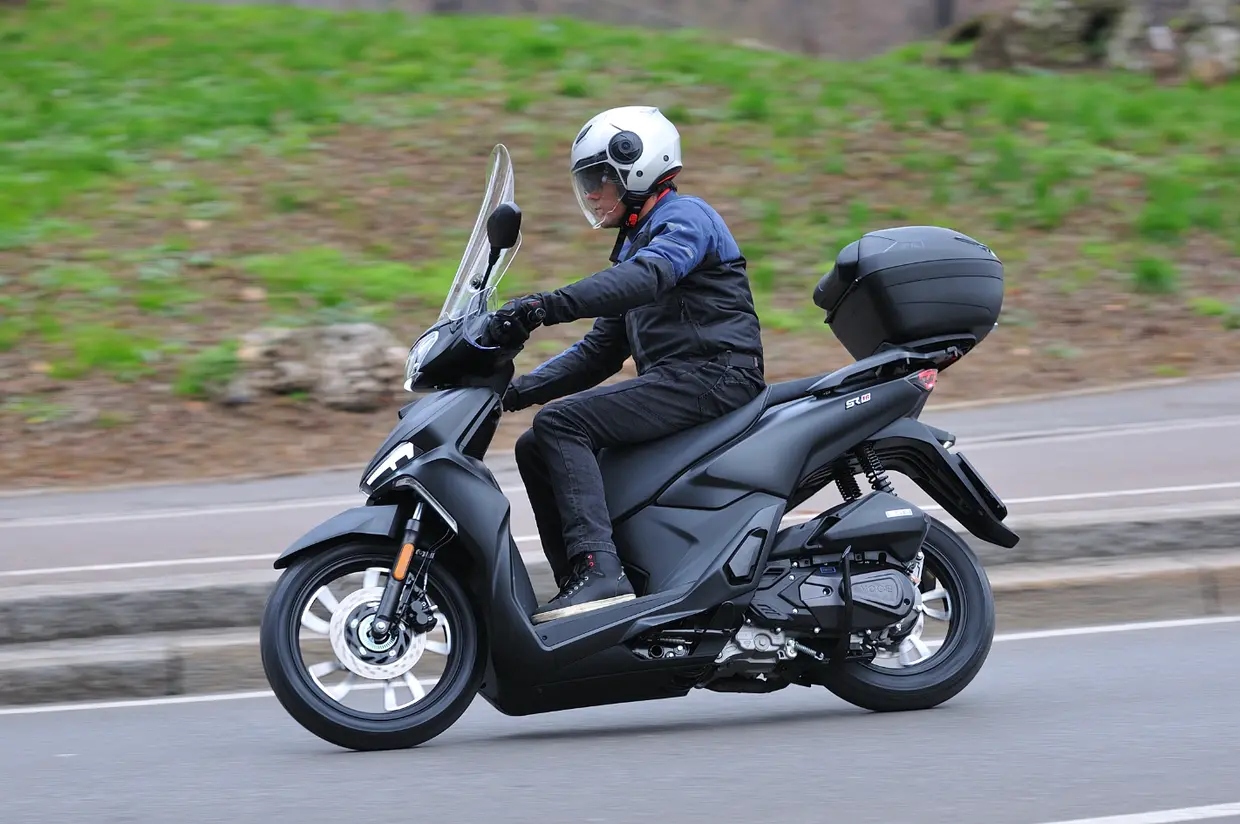 voge sfida sr165jpg