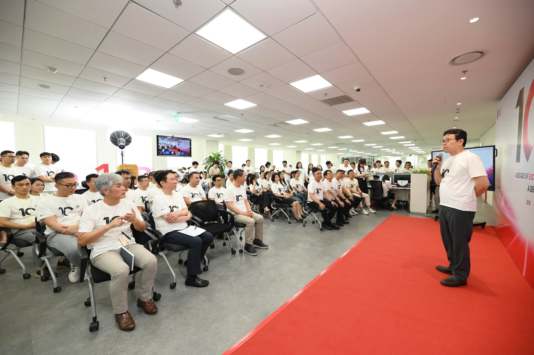 ong wee sung yun tong giam doc lg electronics rd viet nam chia se ve cot moc 10 nam thanh lap va phat trien tai viet nam