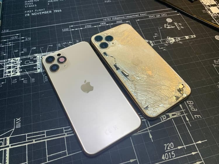 smashed iphone