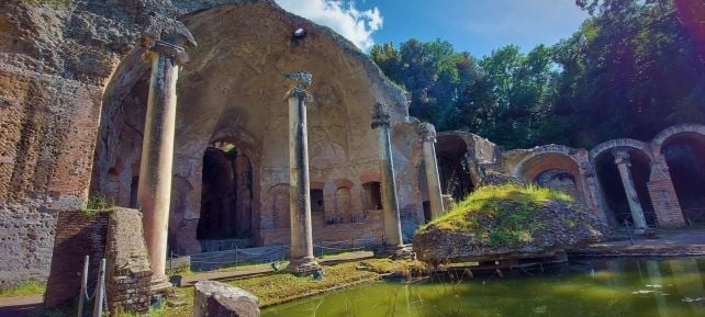 hadrian villa
