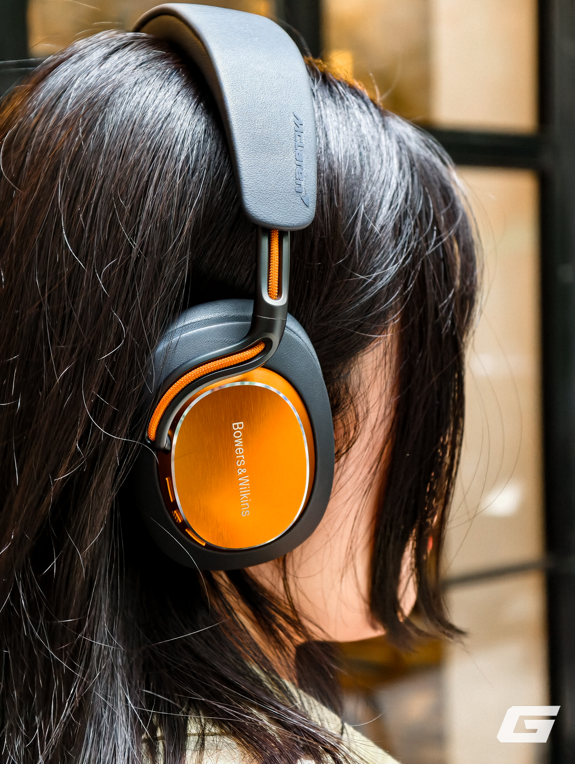 review tai nghe bowers wilkins px8 mclaren edition 02