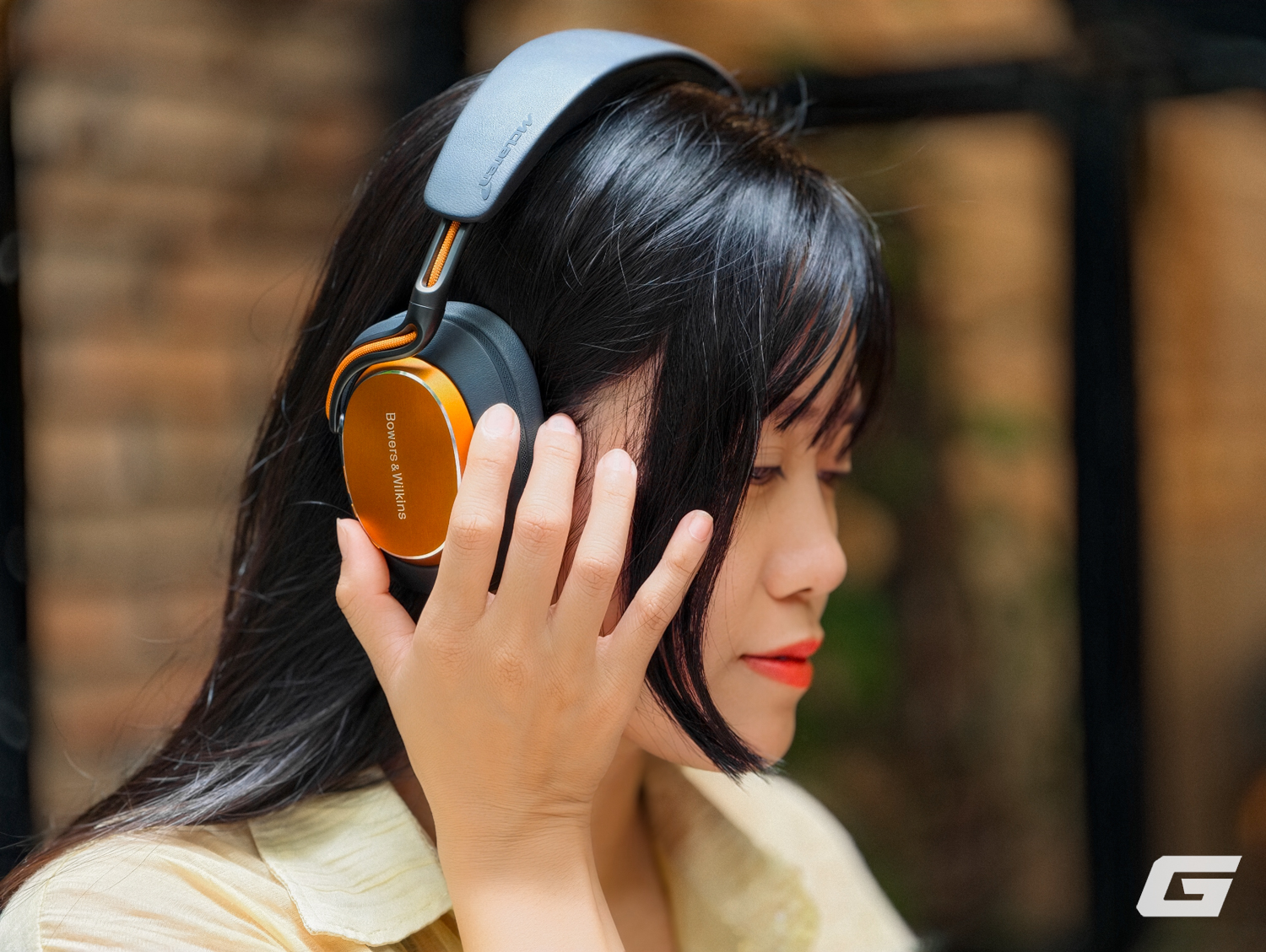 review tai nghe bowers wilkins px8 mclaren edition 05