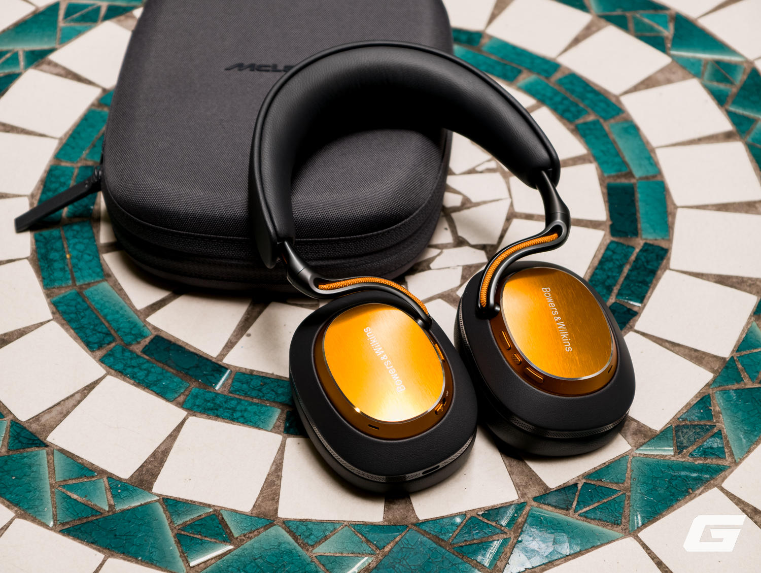 review tai nghe bowers wilkins px8 mclaren edition 15