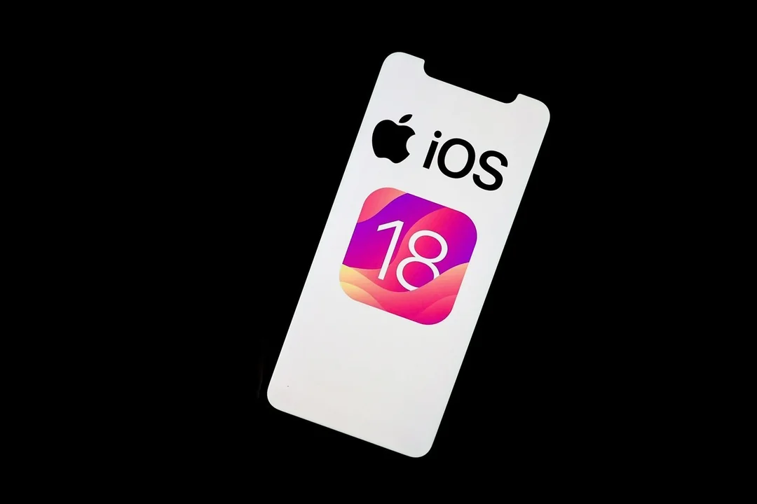iphones seized by cops are rebooting 