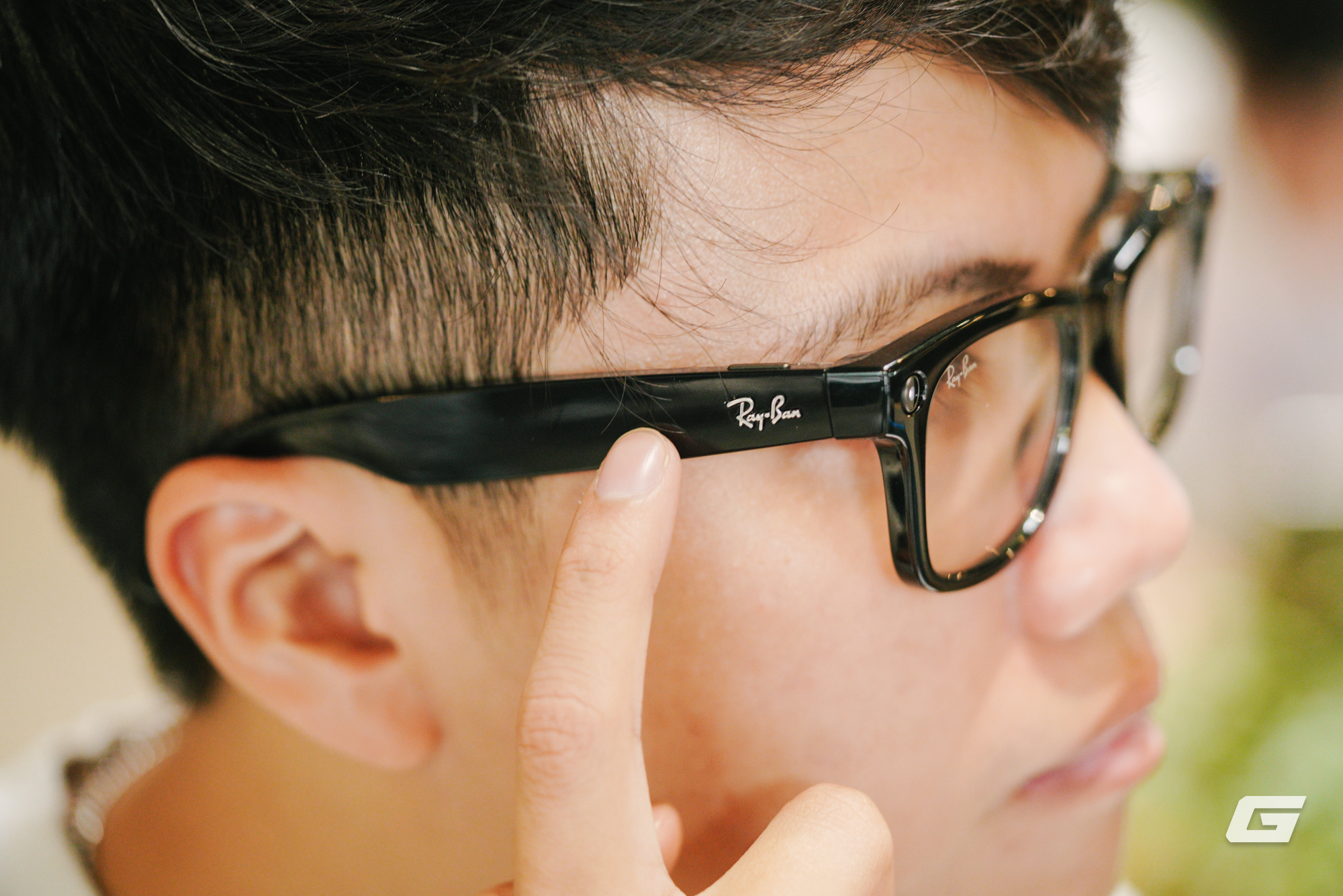 kinh rayban meta minh duc genk 19