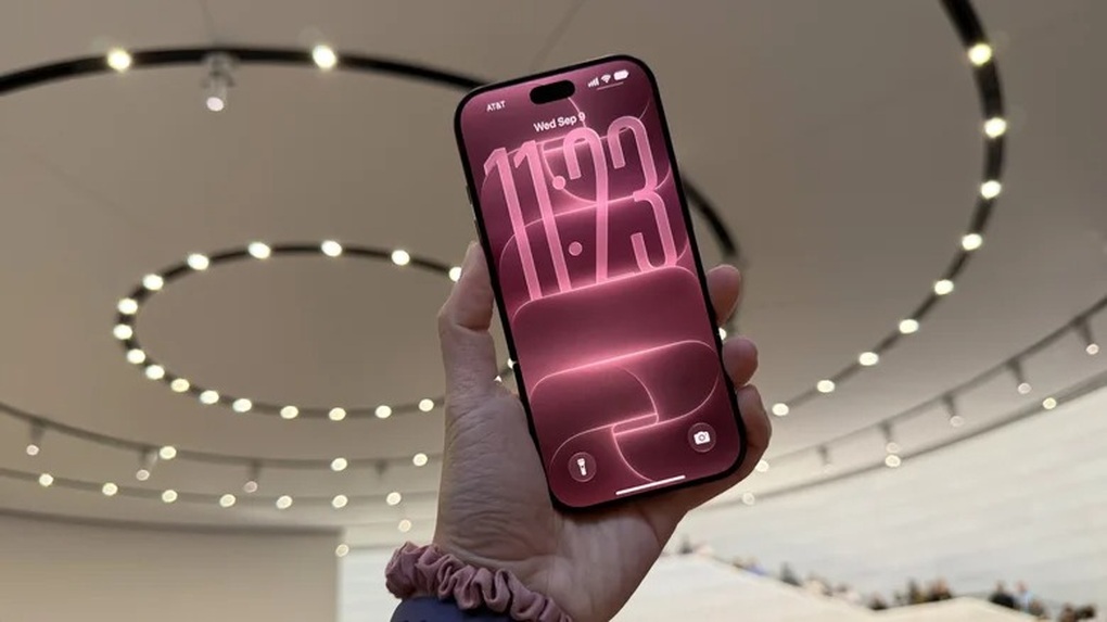 iphone 18 pro max engadget 1788981986443