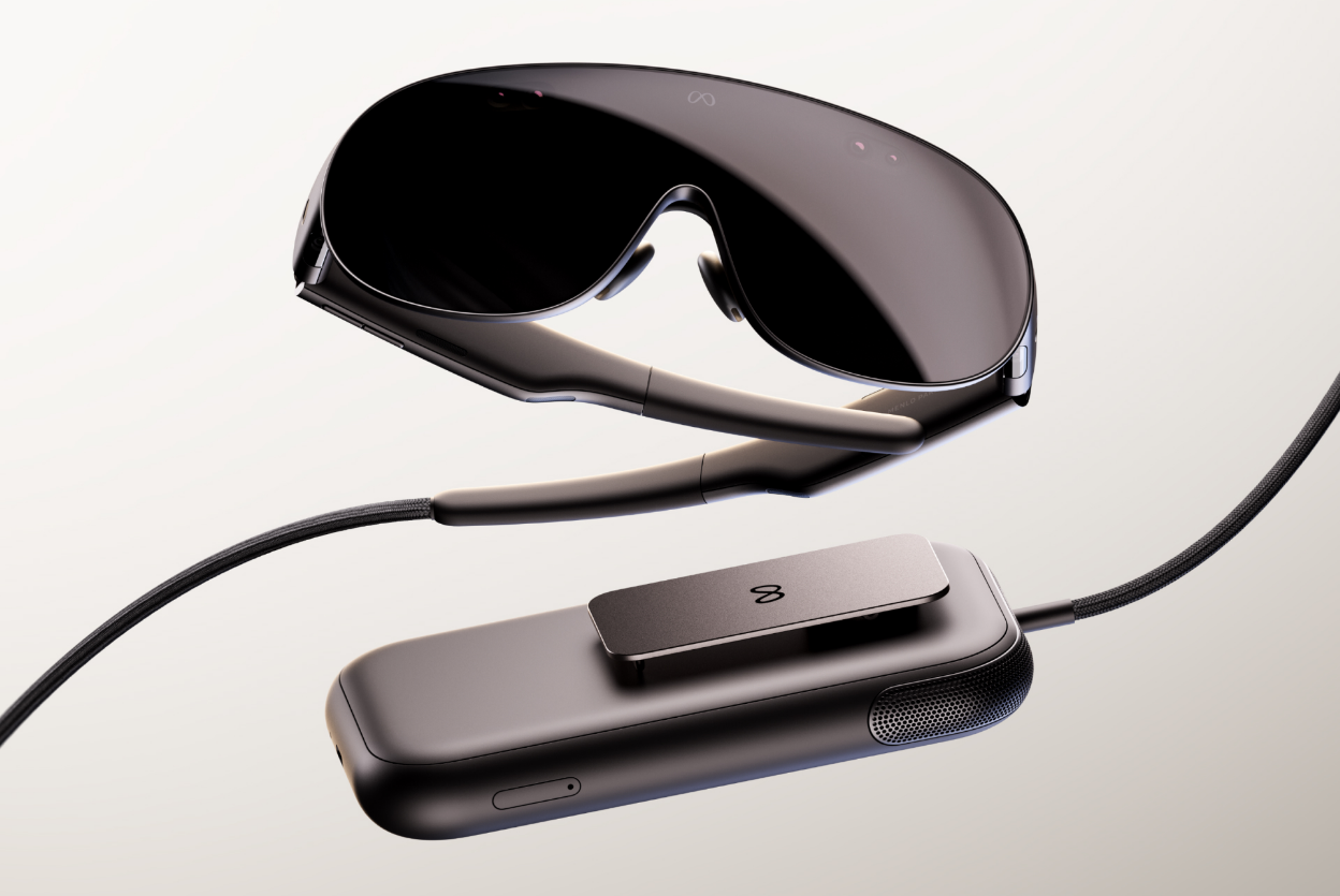 01vrglassesinlinecloseup