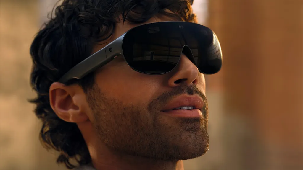 meta vr glasses lifestyle close up 1