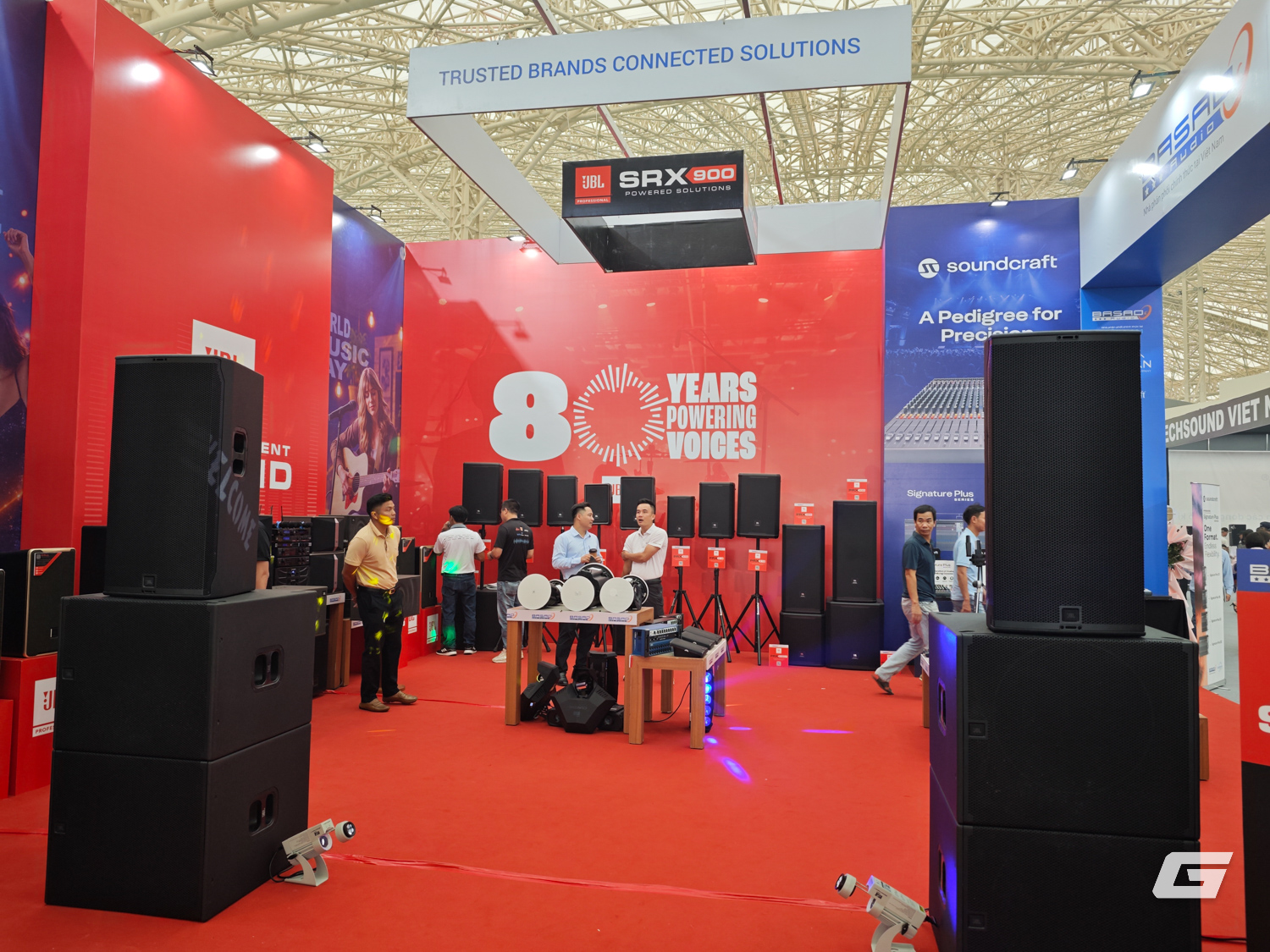 plase show minh duc 14
