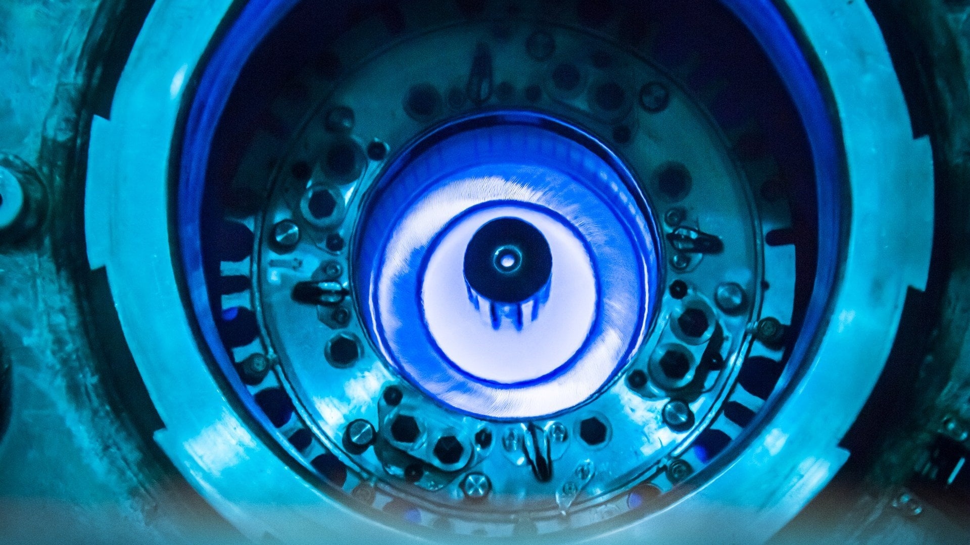nuclear fuel discharge featured