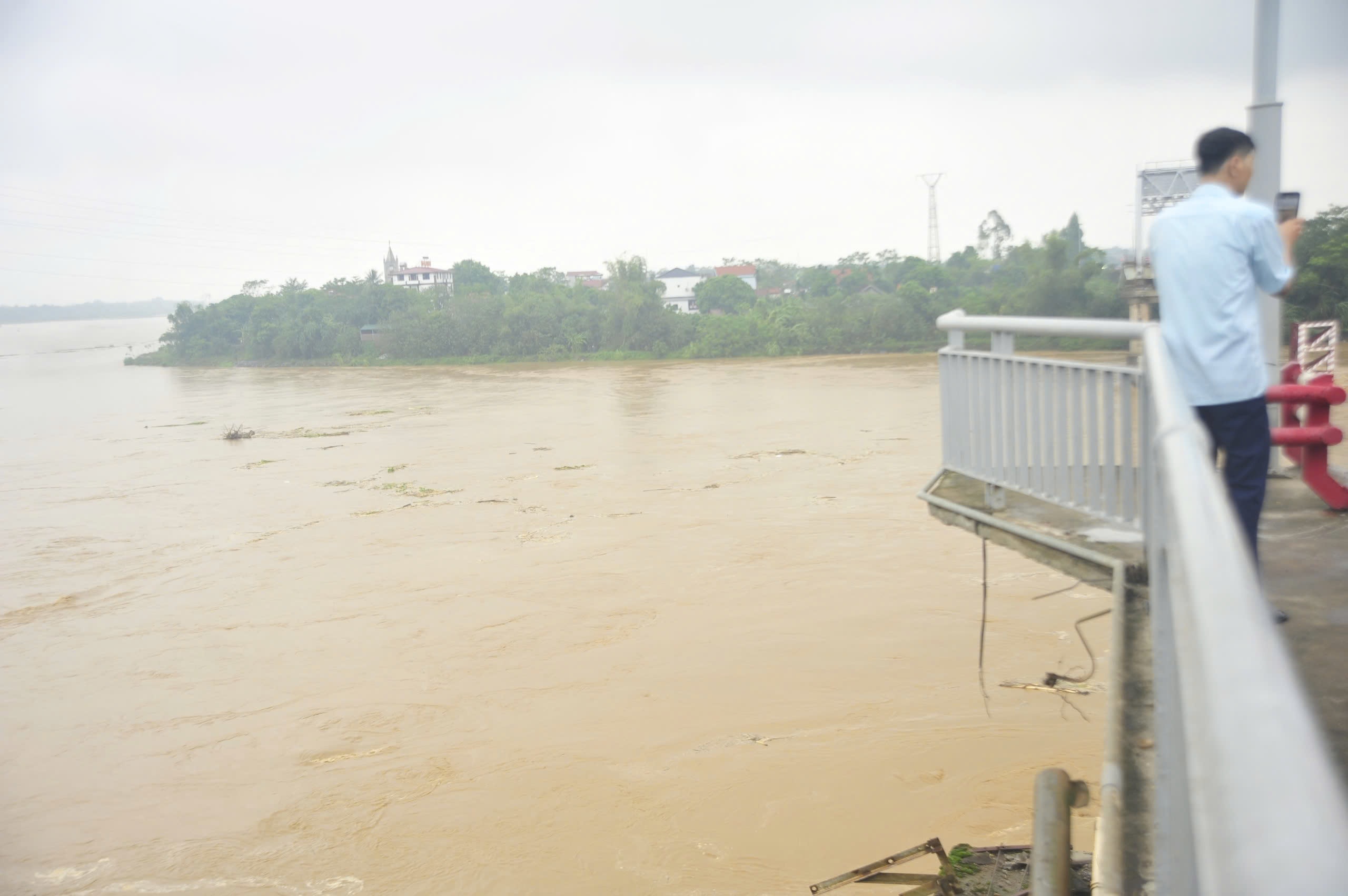 7d099d6445e1e2bfbbf0