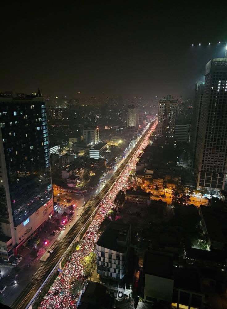 4722201585765471917519405930460636074910679n