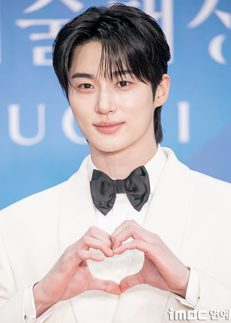 f43deabb 519c 4f41 8702 0783a63f13221