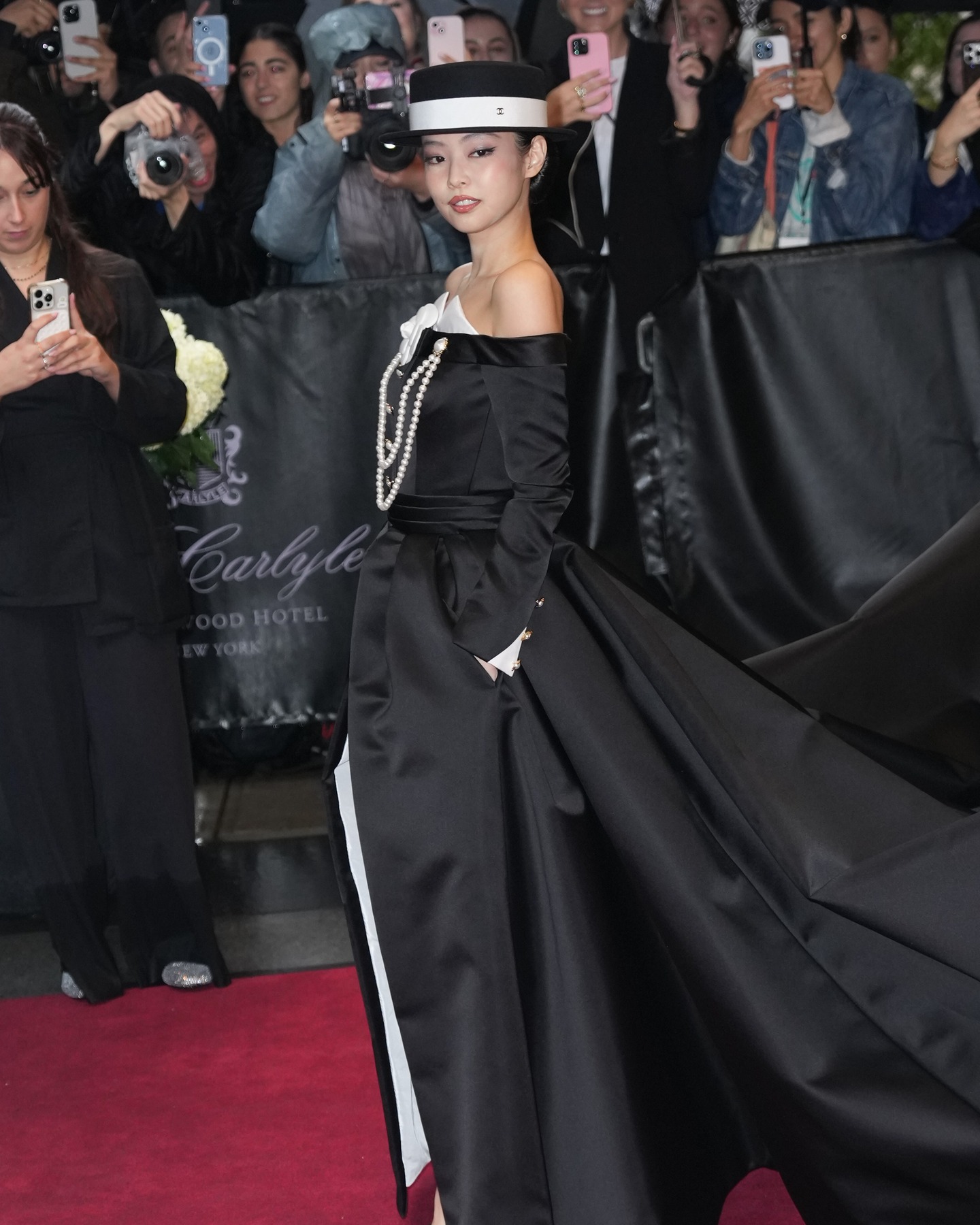 cosmopolitanaus174648259836260813067129895531164202657